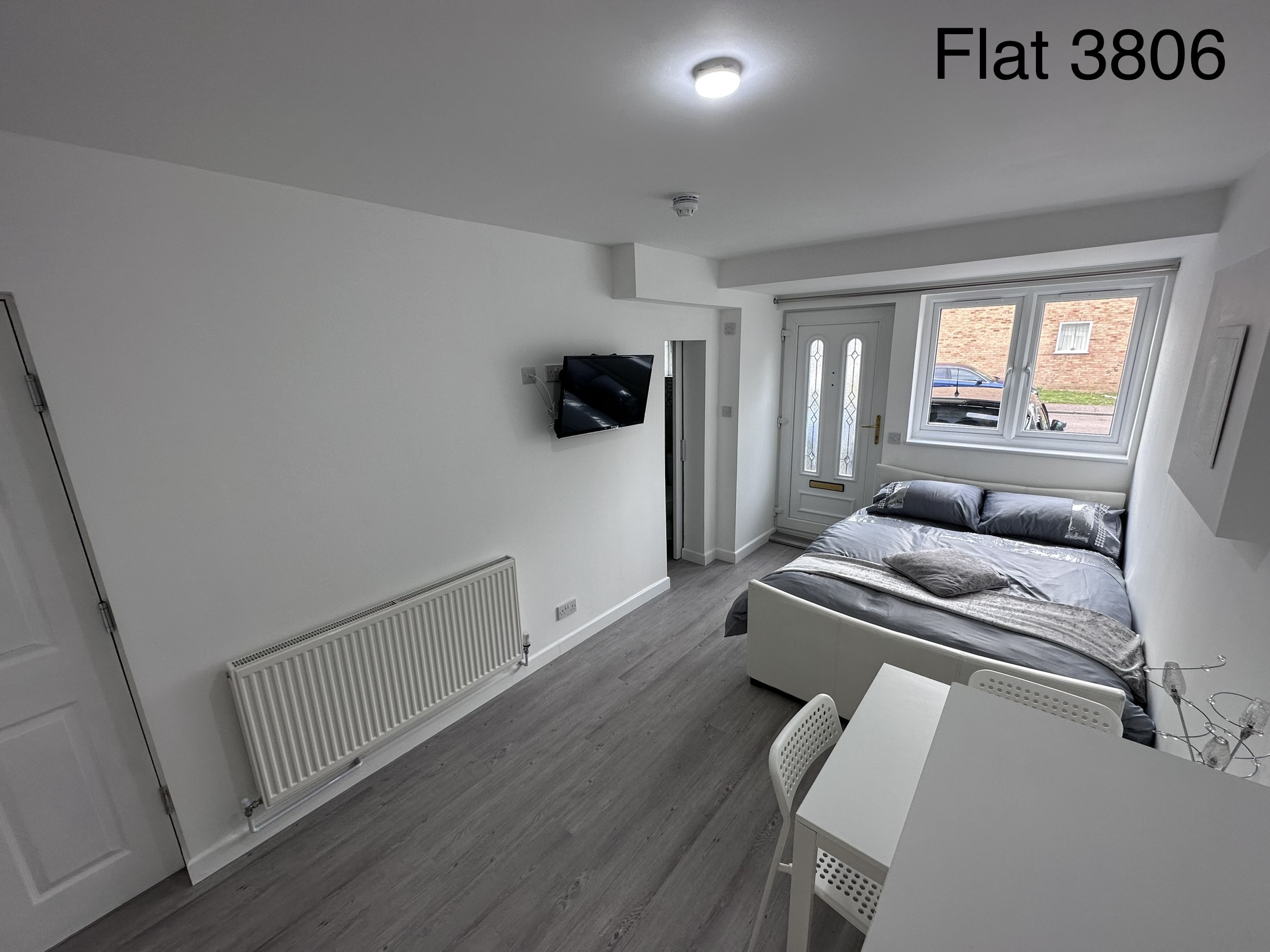 Room 6 photo 2