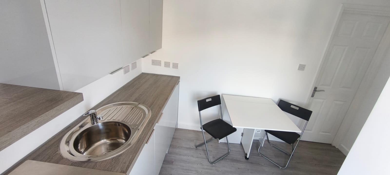 Room 2 photo 7
