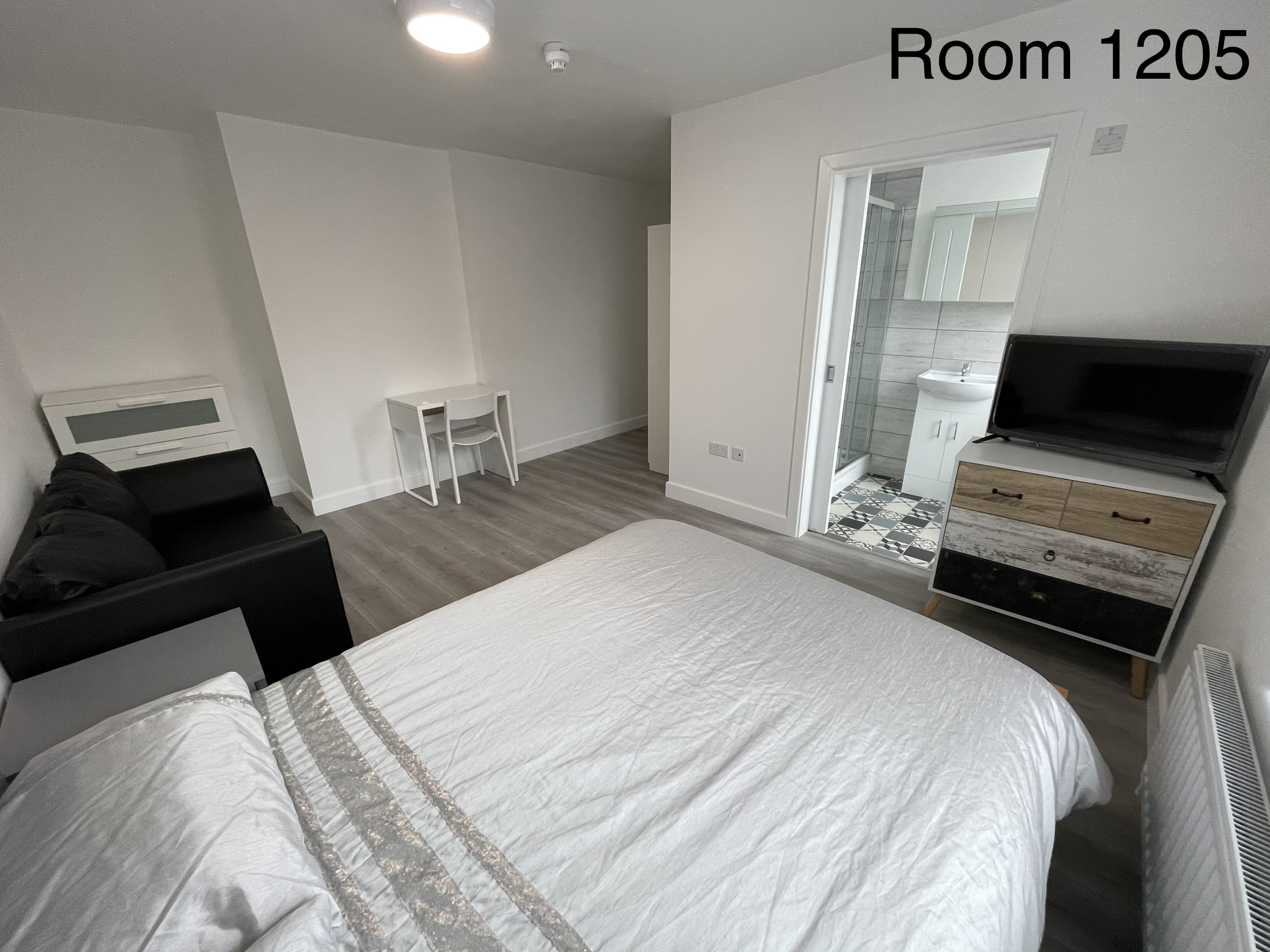 Room 5 photo 3