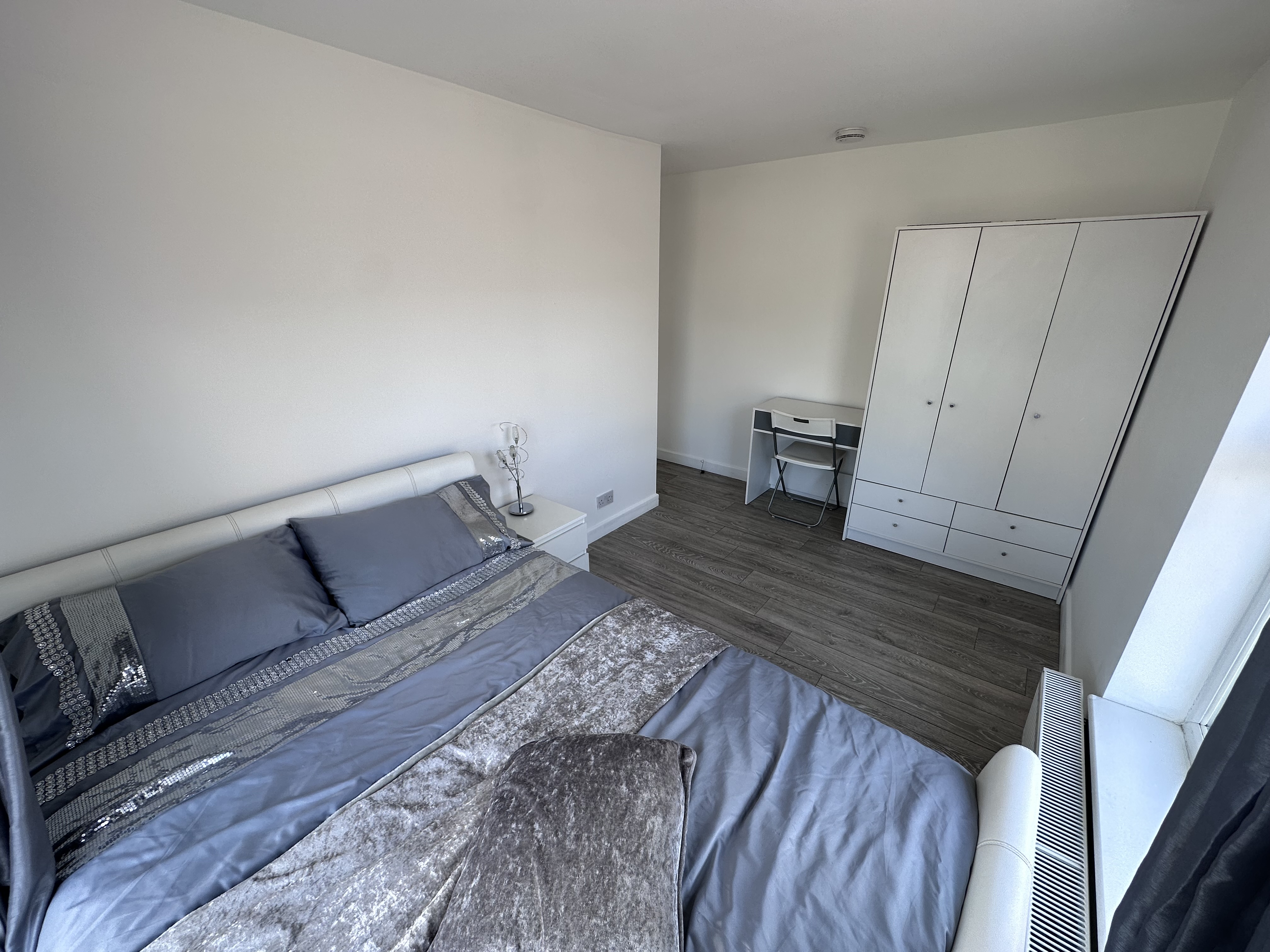 Room 3 photo 3