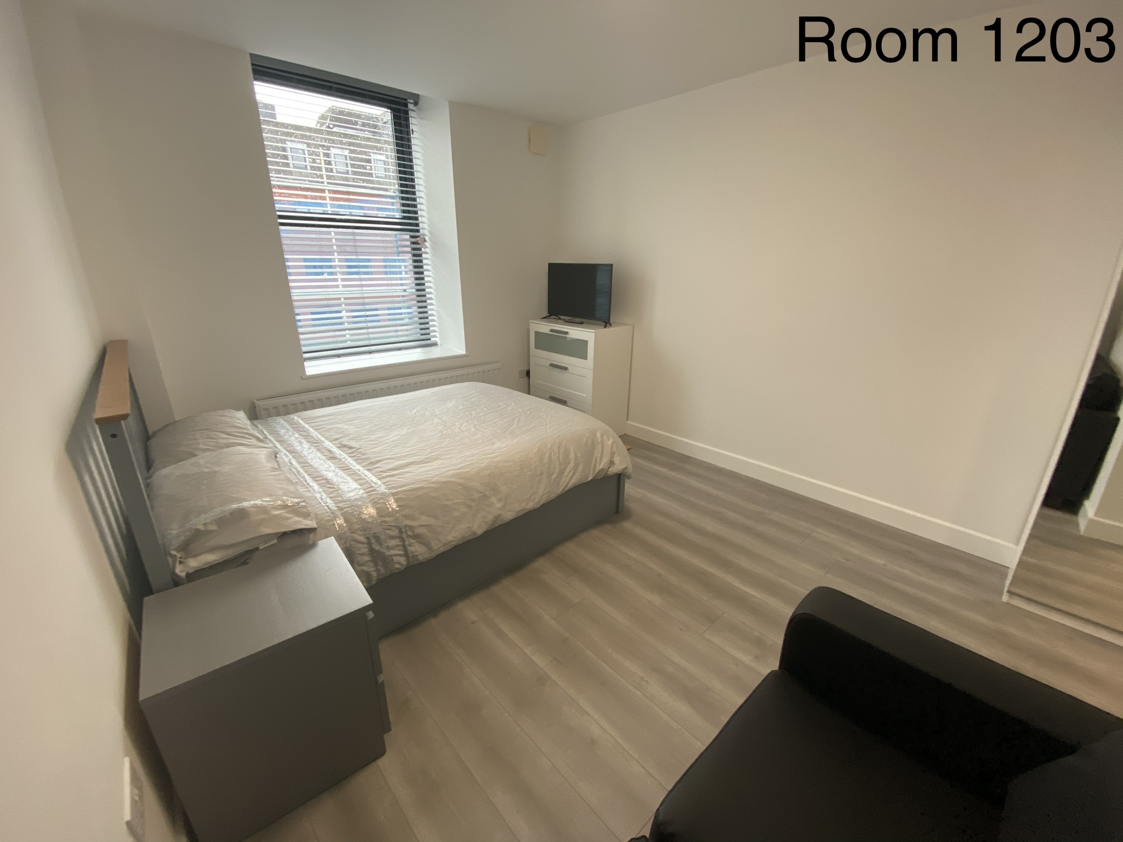Room 3 photo 2