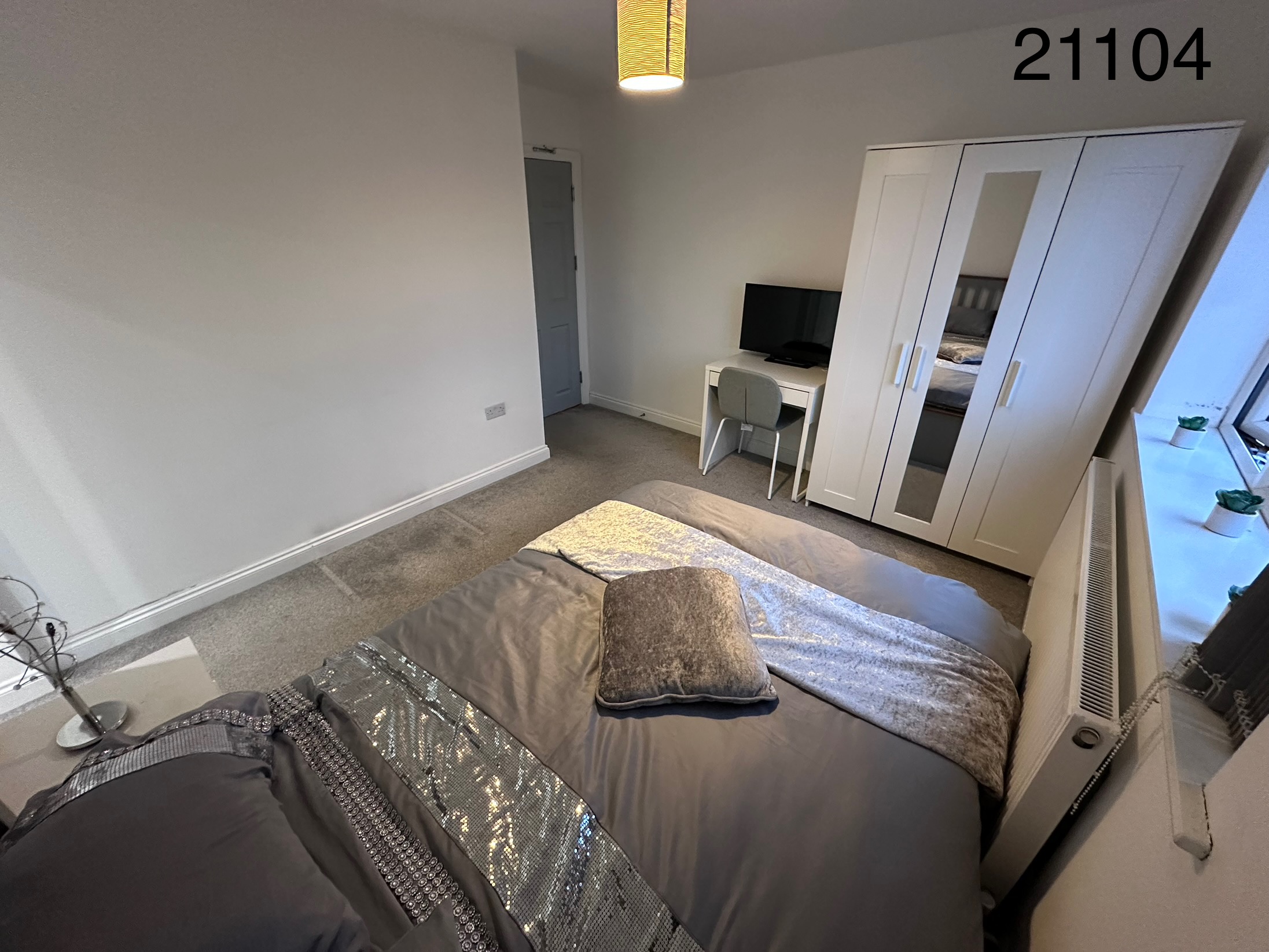 Room 4 photo 4