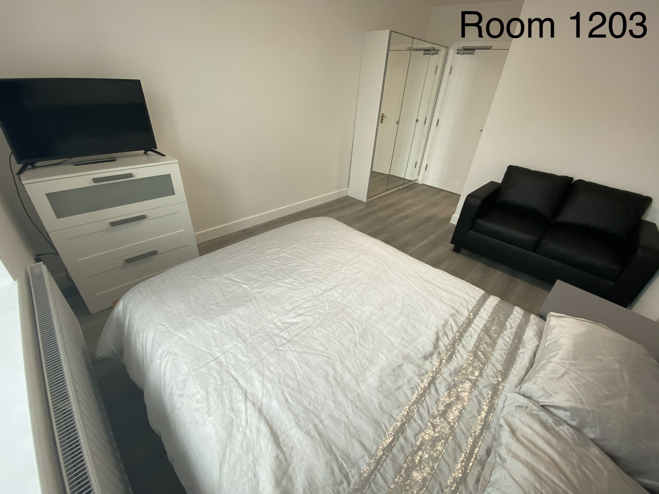 Room 3 photo 3