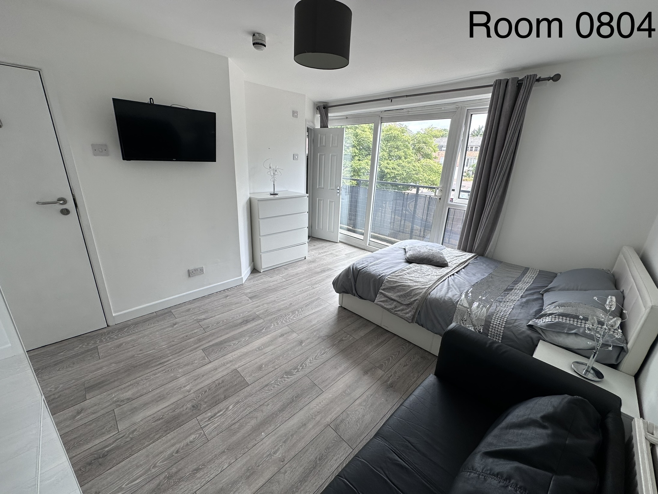 Room 4 photo 3