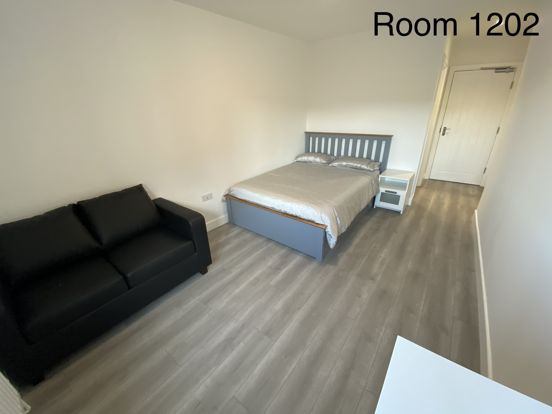Room 2 photo 2