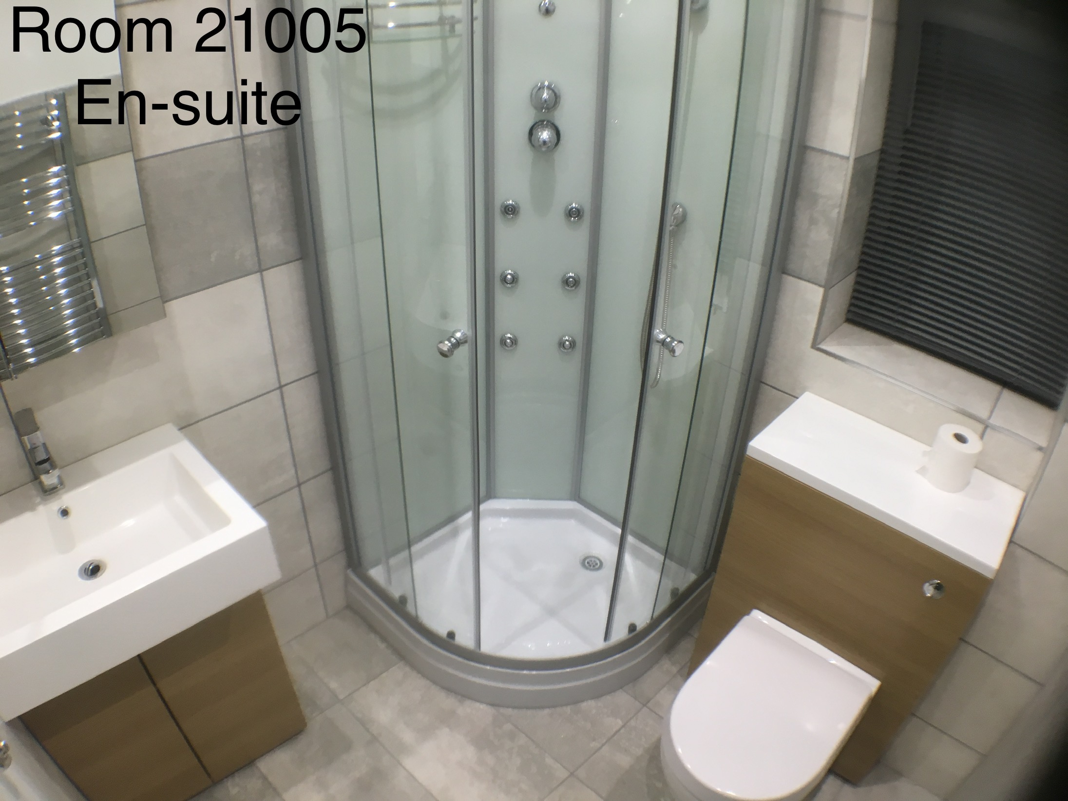 Room 5 photo 5