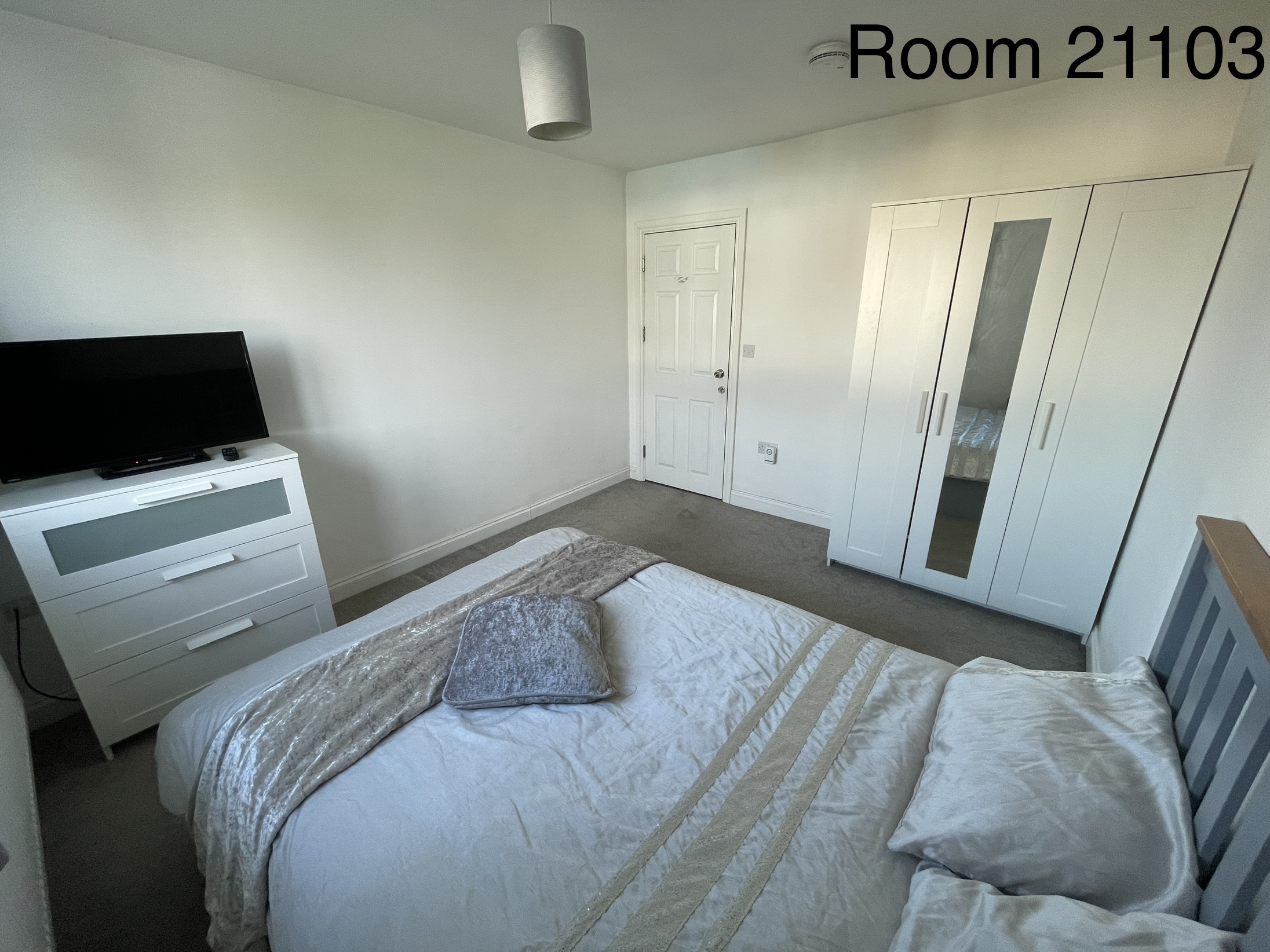 Room 3 photo 3