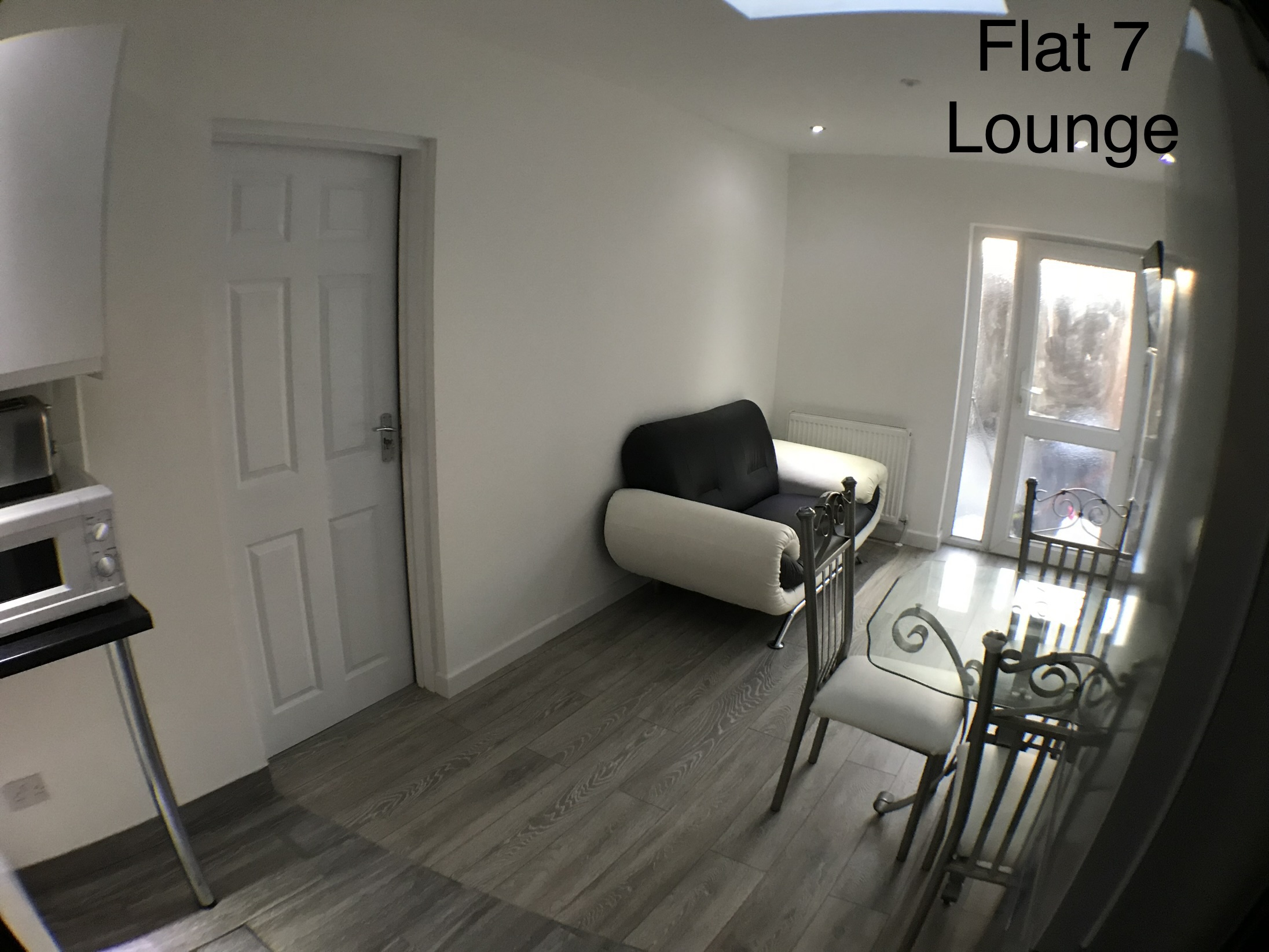 Melbourne avenue-Flat 2