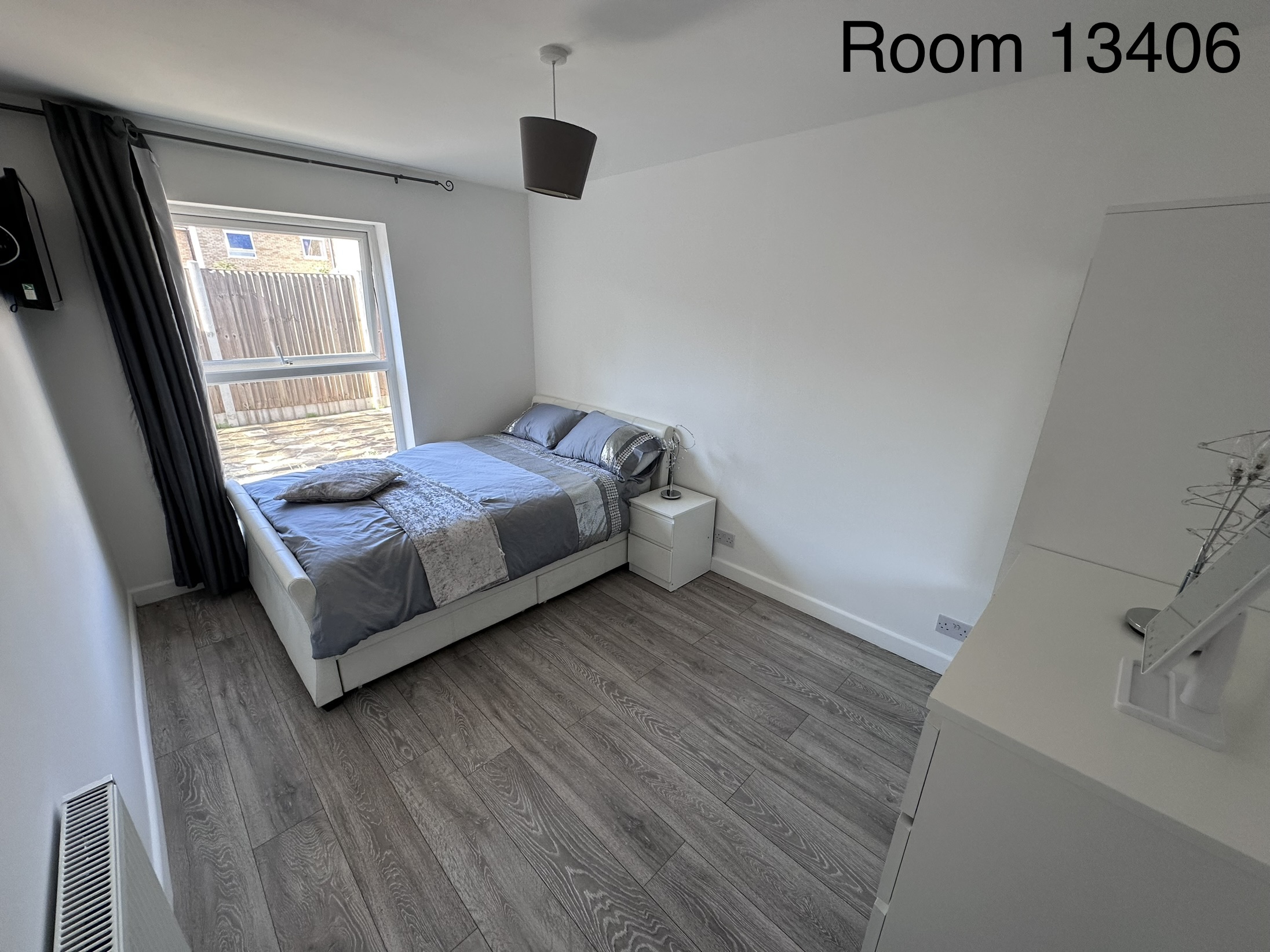 Room 6 photo 3