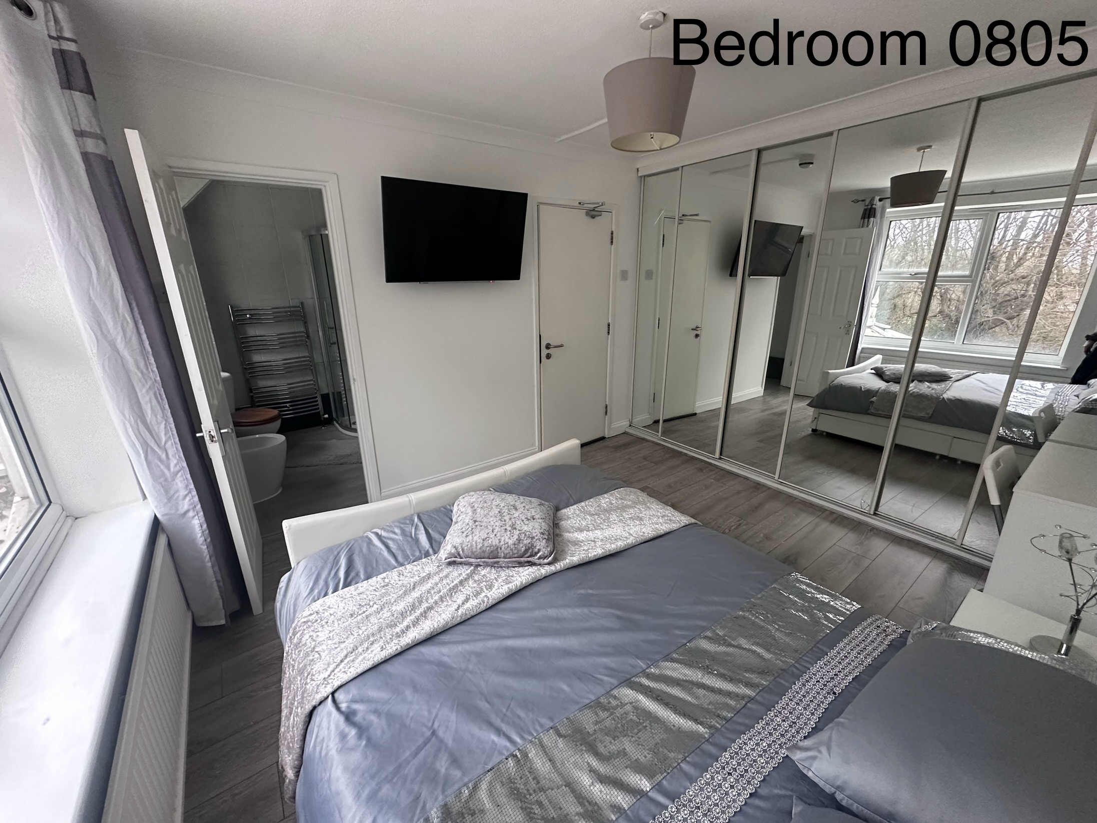 Room 5 photo 4