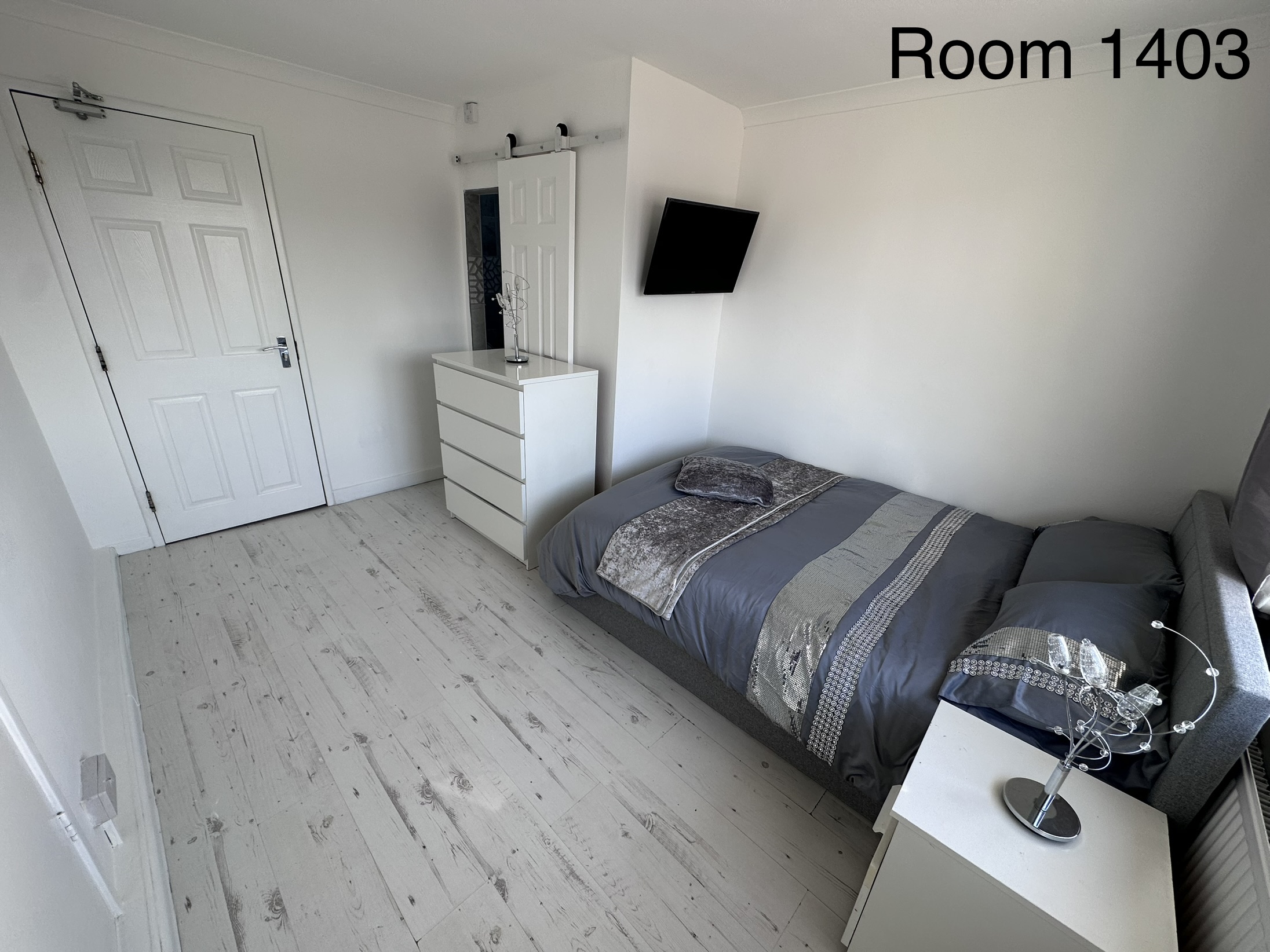 Room 2 photo 3