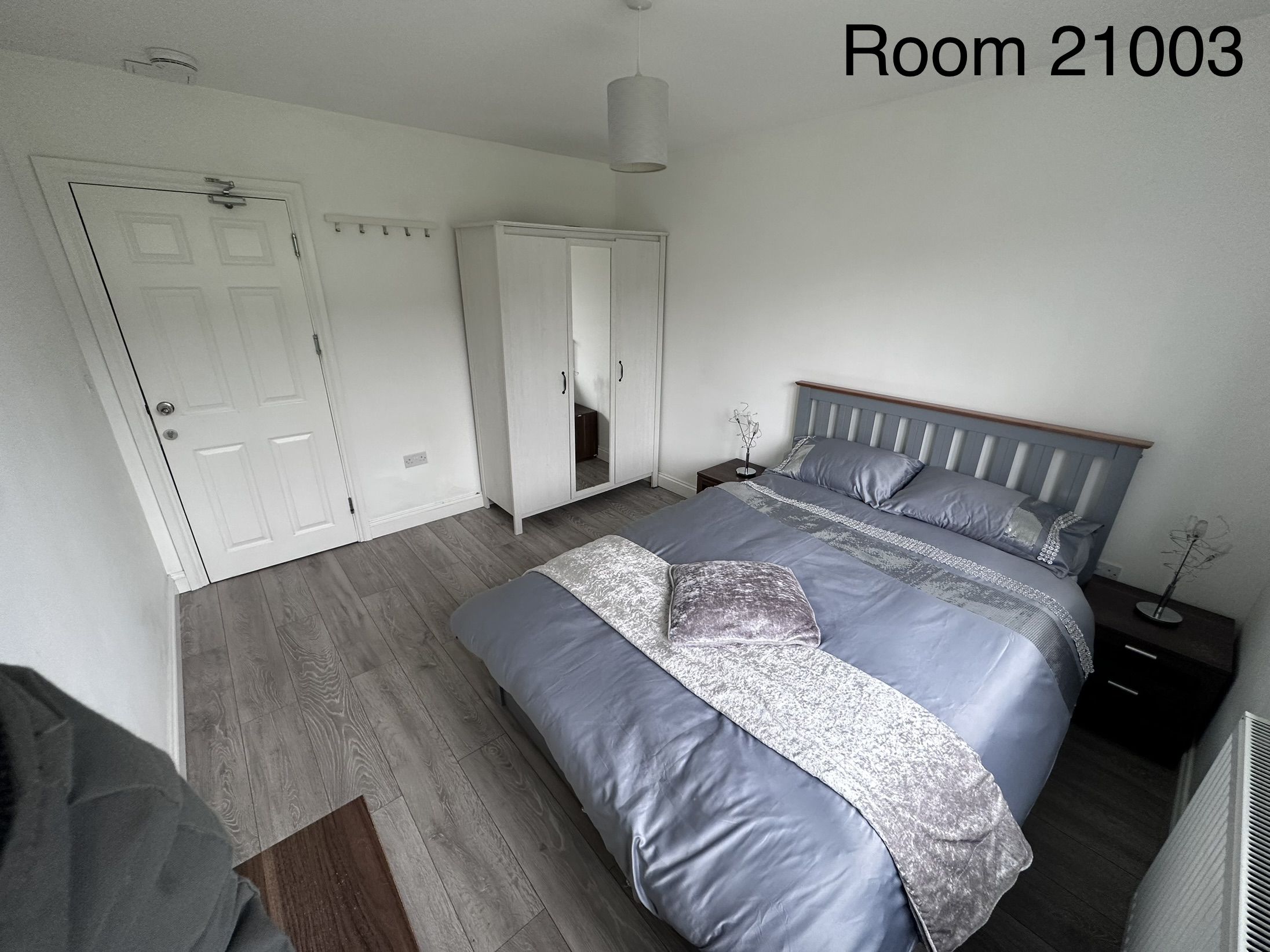 Room 3 photo 2