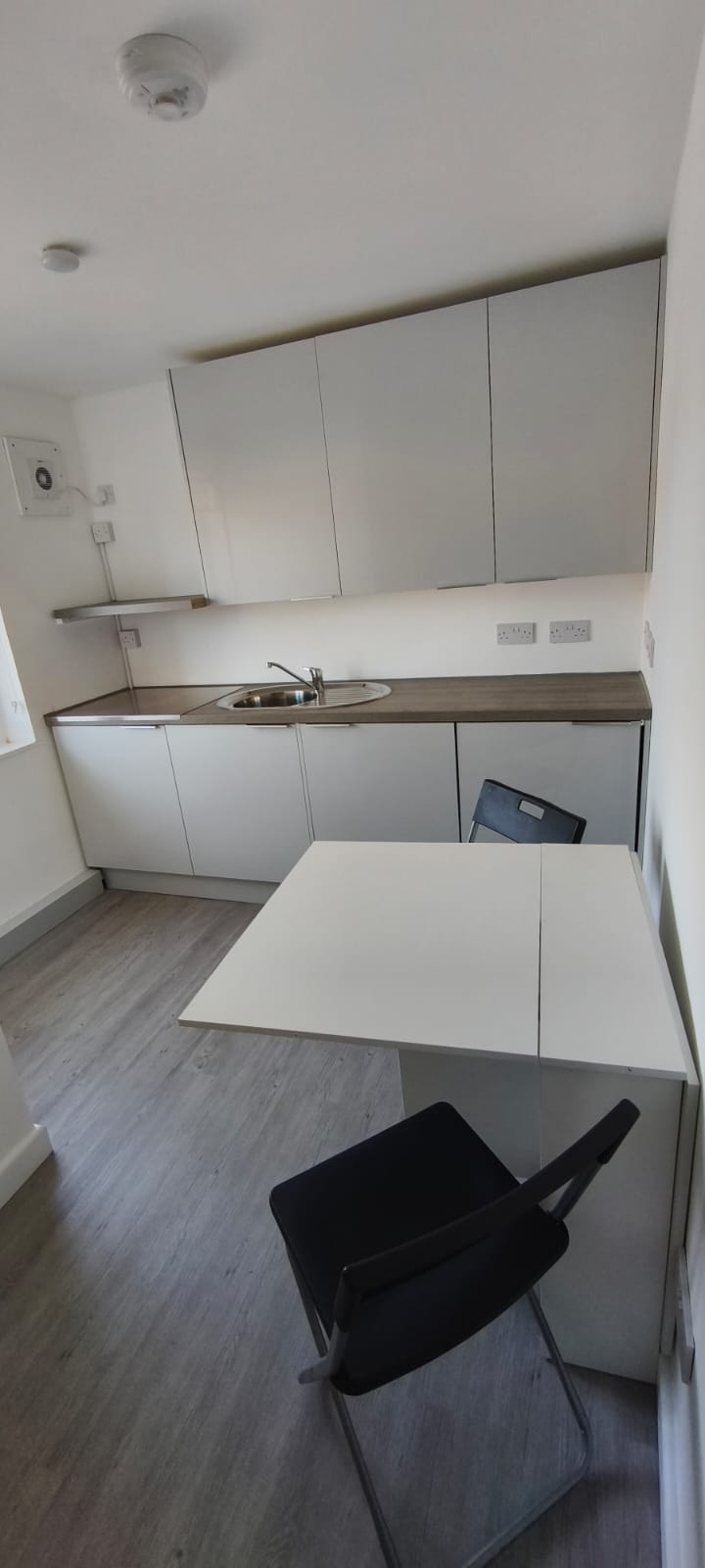 Room 2 photo 6