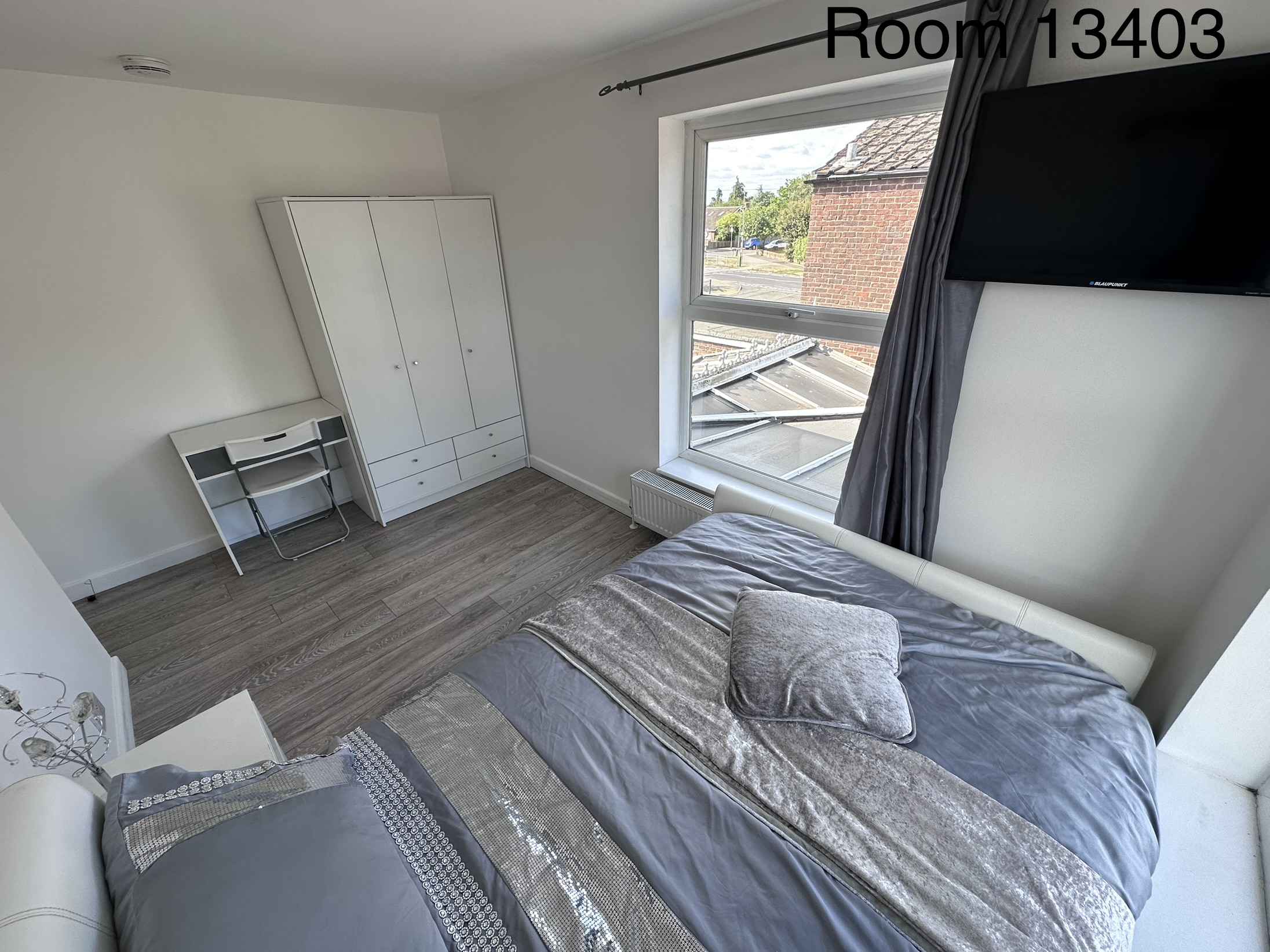 Room 3 photo 4