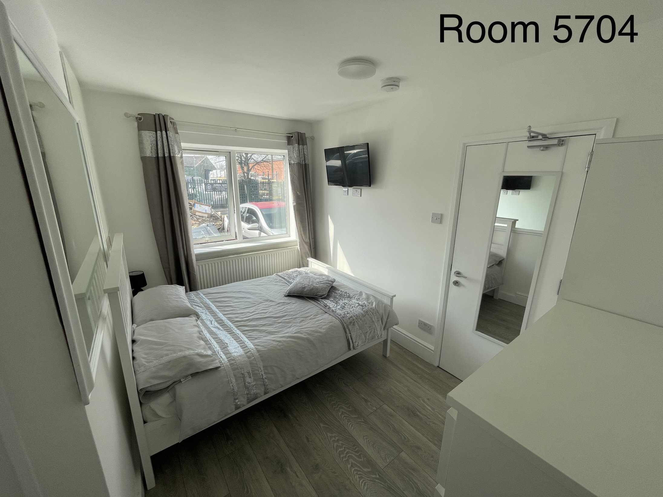 Room 4 — Ground floor- Double room photo 4