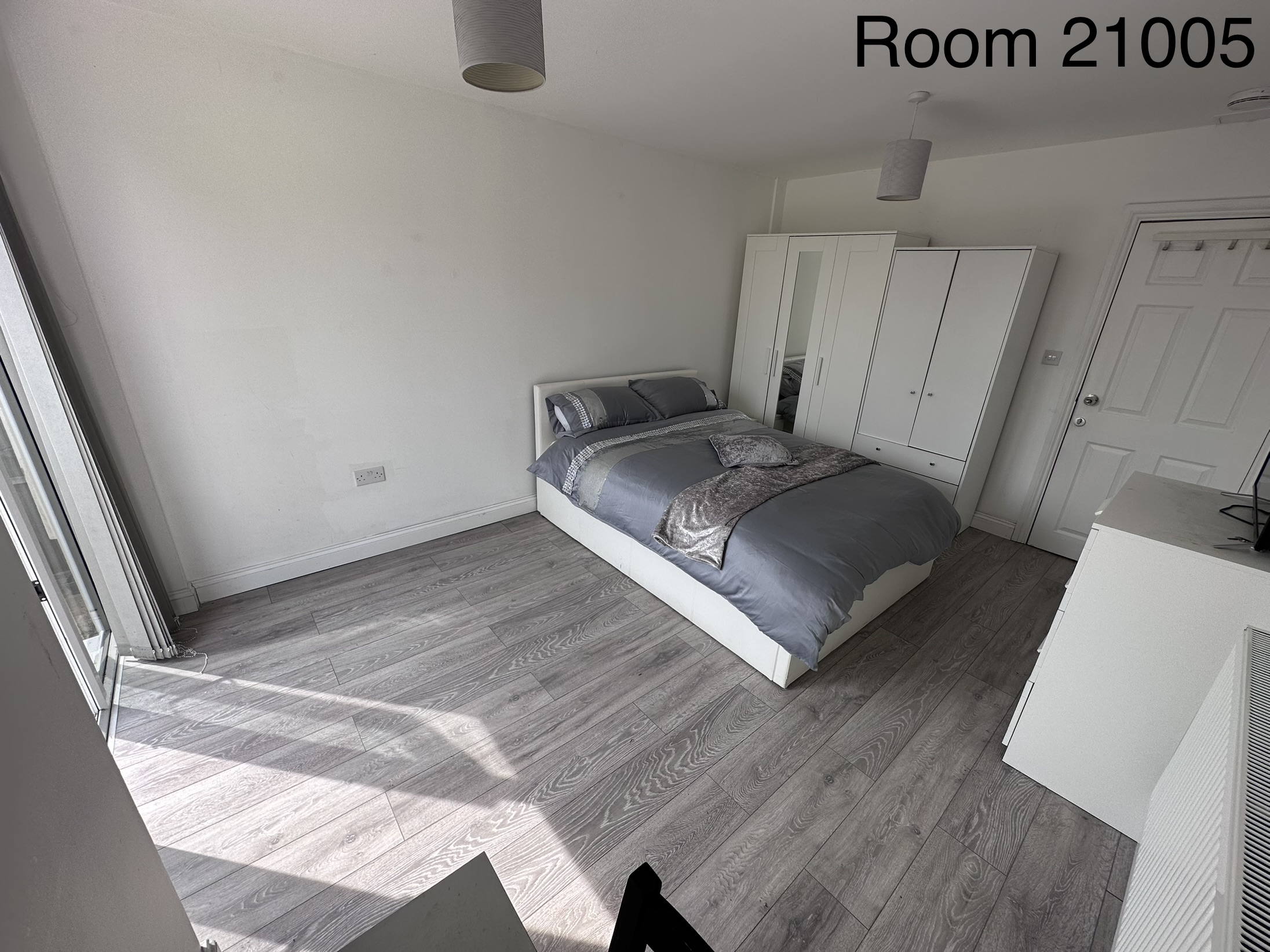 Room 5 photo 3