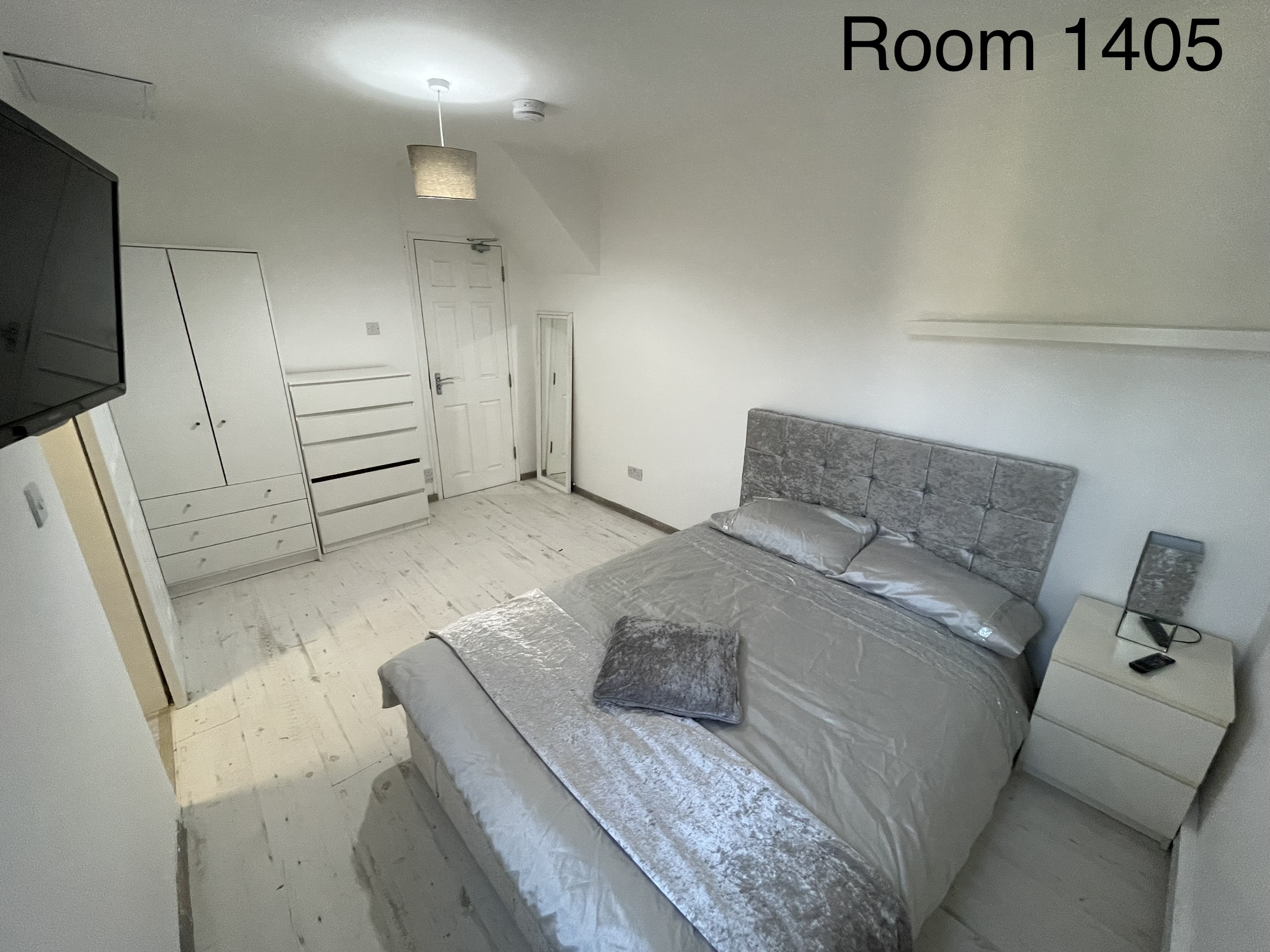 Room 4 photo 3