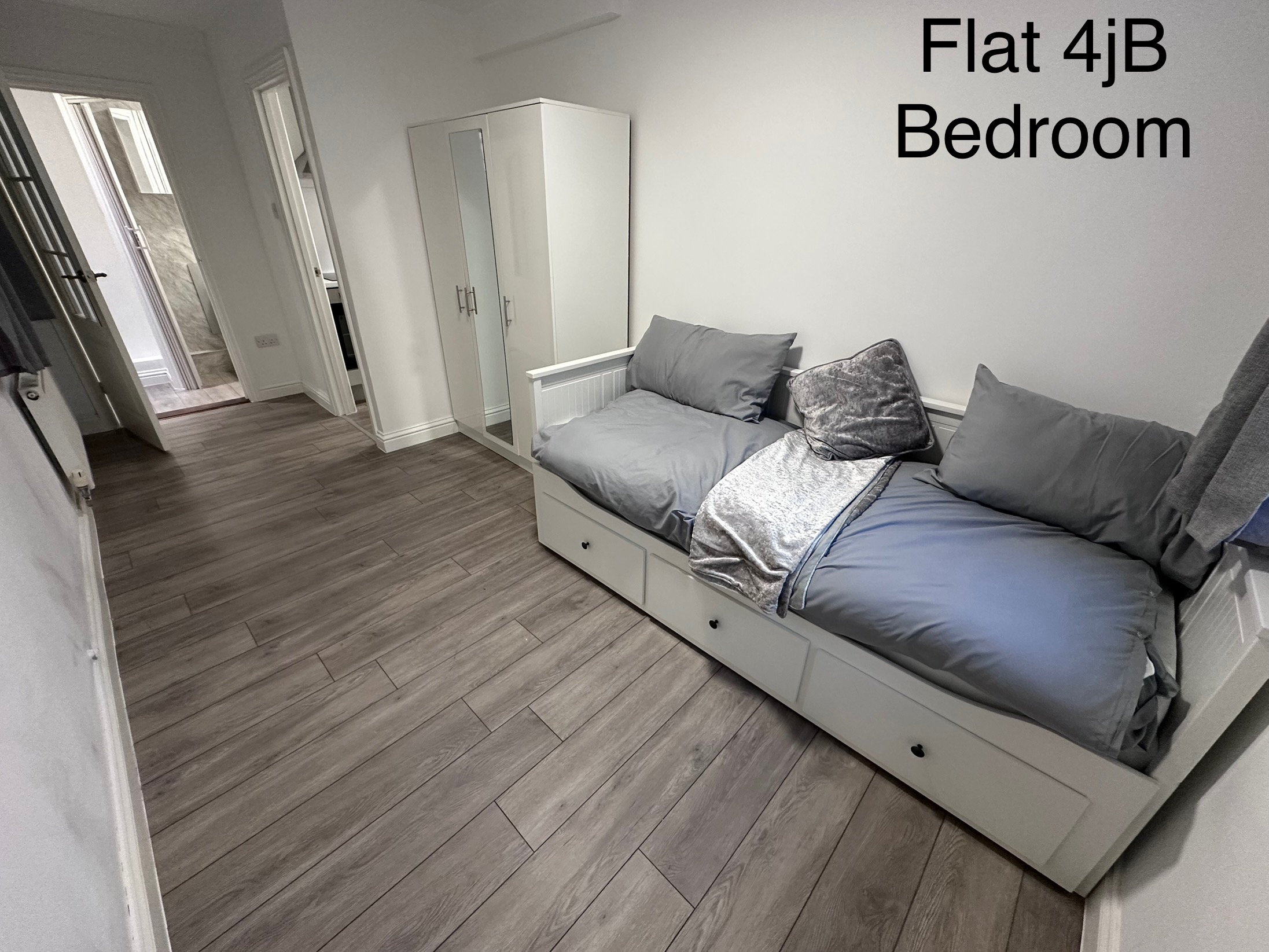 Room 4 photo 3