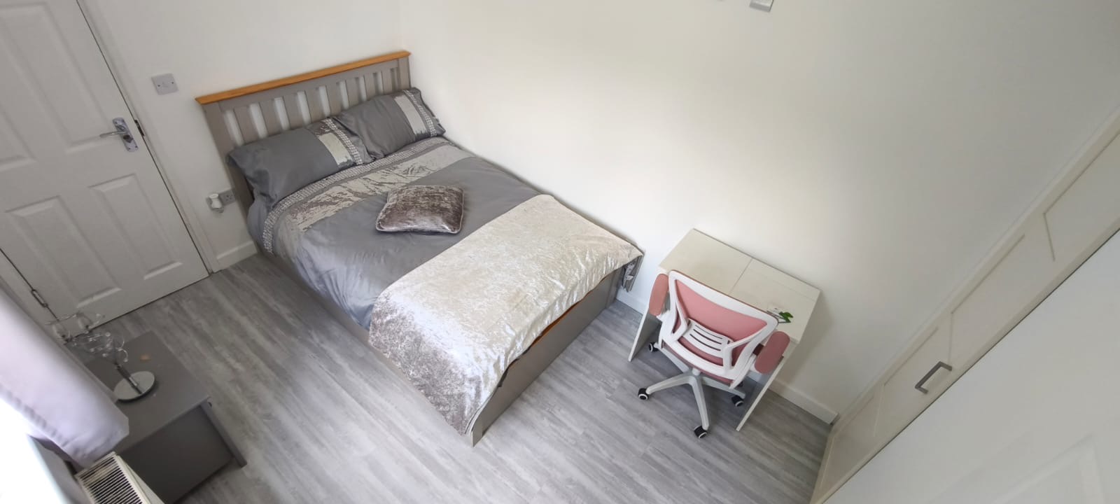 Room 6 photo 3