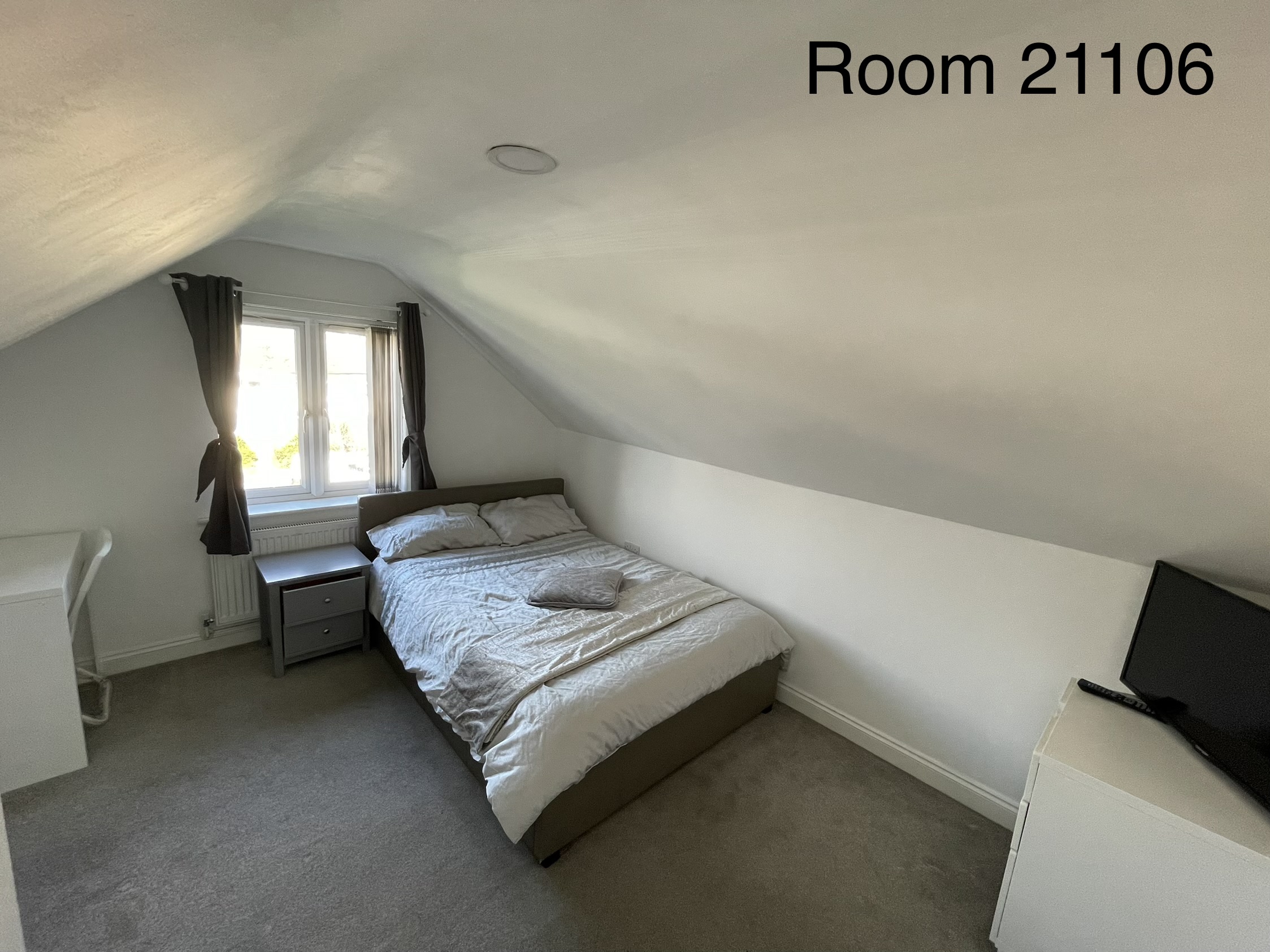 Room 6 photo 2